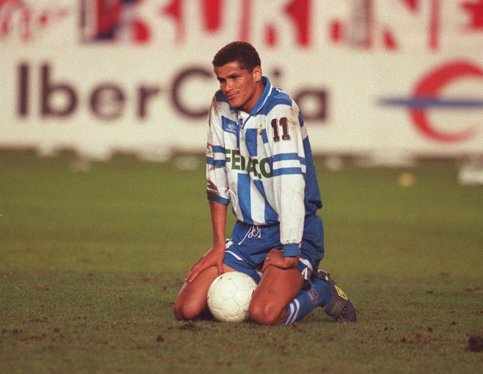 围吸引着无 围吸引着无